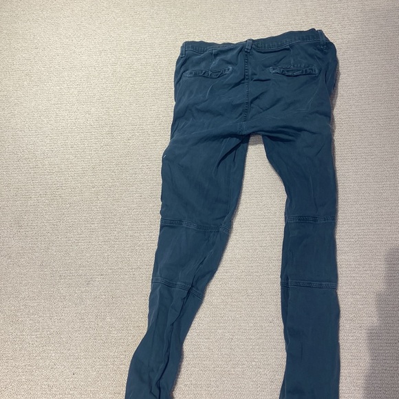 J Brand. Size 30. Evergreen - Picture 4 of 4